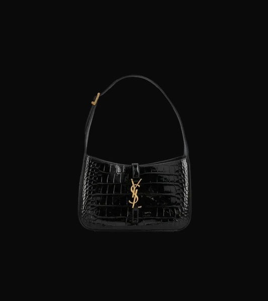 Saint Laurent Le 5 à 7 Hobo Bag