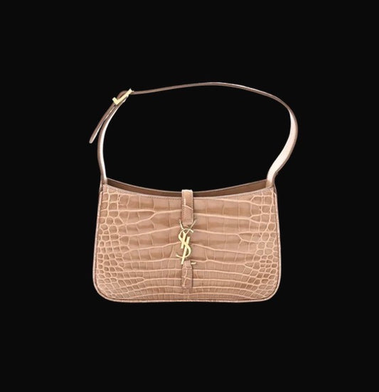 Saint Laurent Le 5 à 7 Hobo Bag